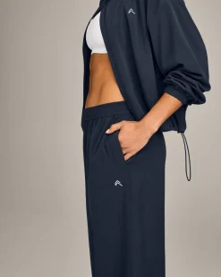 AirMove™ Straight Leg Pants New Branding