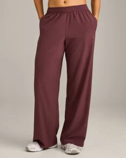 AirMove™ Straight Leg Pants with Reflective Logo