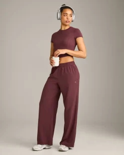 AirMove™ Straight Leg Pants with Reflective Logo