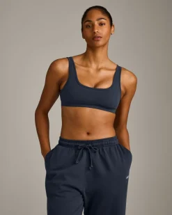 EffortlessLift™ Square Neck Sports Bra with Grey Logo