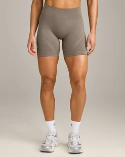 EnhanceLift™ Seamless Shorts with Grey Logo