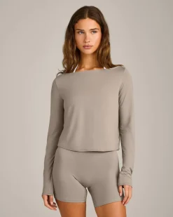 FormeSoft™ Relaxed Slash Neck Long Sleeve Top