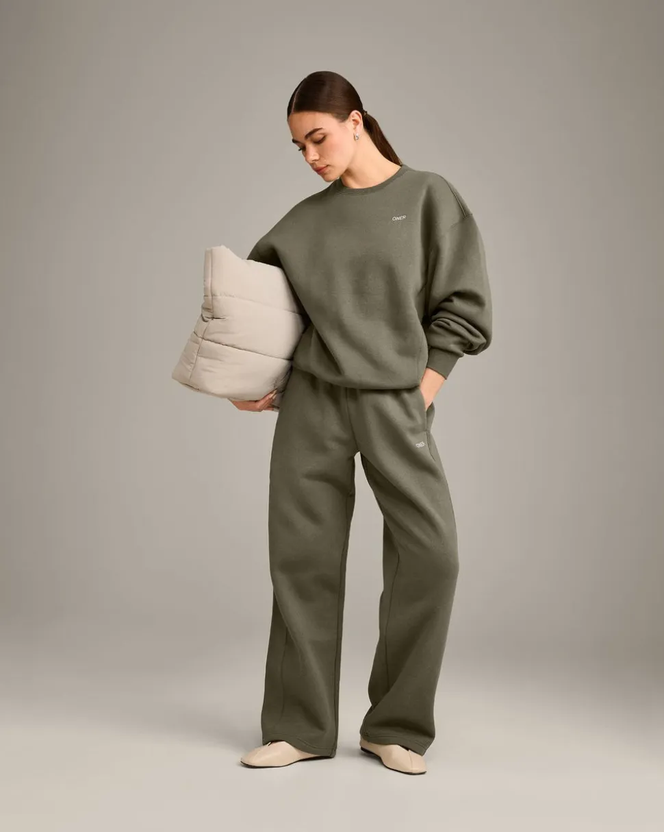 Foundations Cosy Crew Neck Sweatshirt
