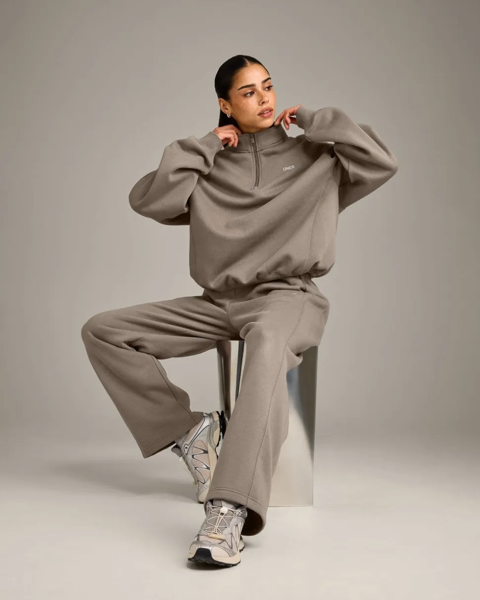 Foundations Cosy 1/4 Zip Sweatshirt
