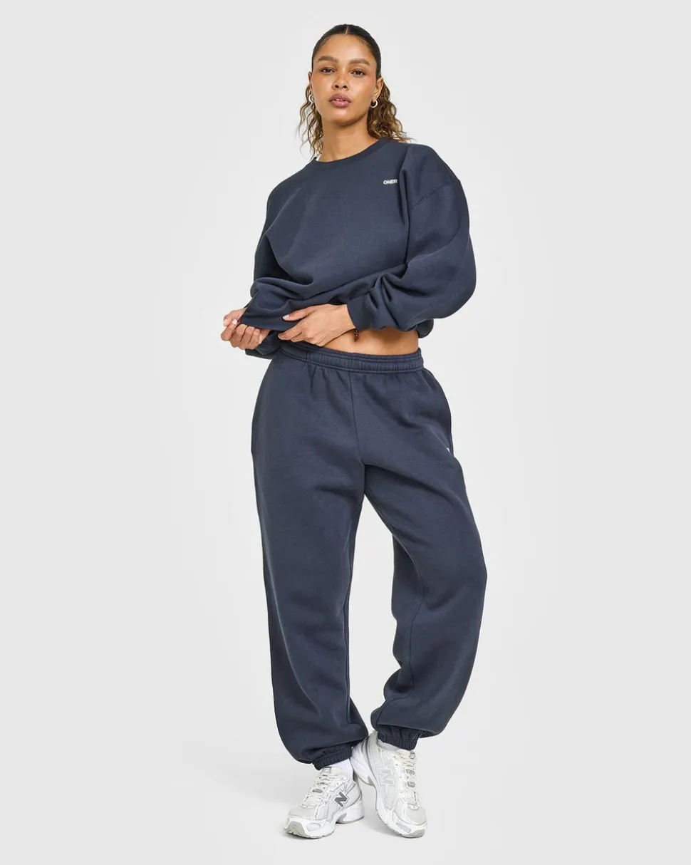 Foundations Oversized Sweatshirt