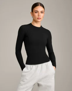 Mellow™ Motion Crew Neck Long Sleeve Top