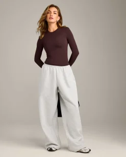 Mellow™ Motion Crew Neck Long Sleeve Top