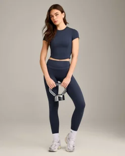 Mellow™ Motion Crew Neck Mid Top