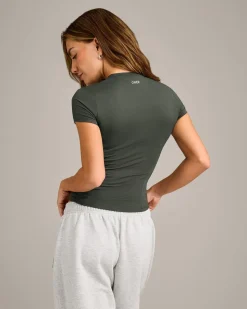 Mellow™ Motion Crew Neck Top