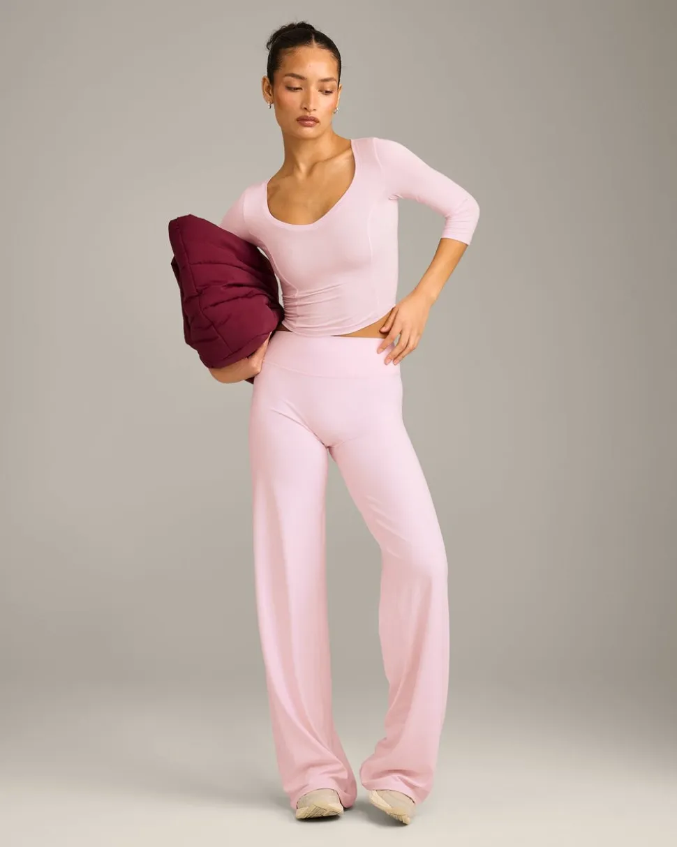 Mellow™ Motion Wide V Neck 3/4 Length Sleeve Mid Top
