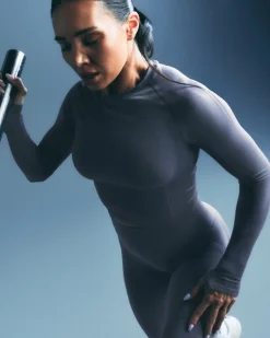 Oner Seamless Fitted Long Sleeve Top