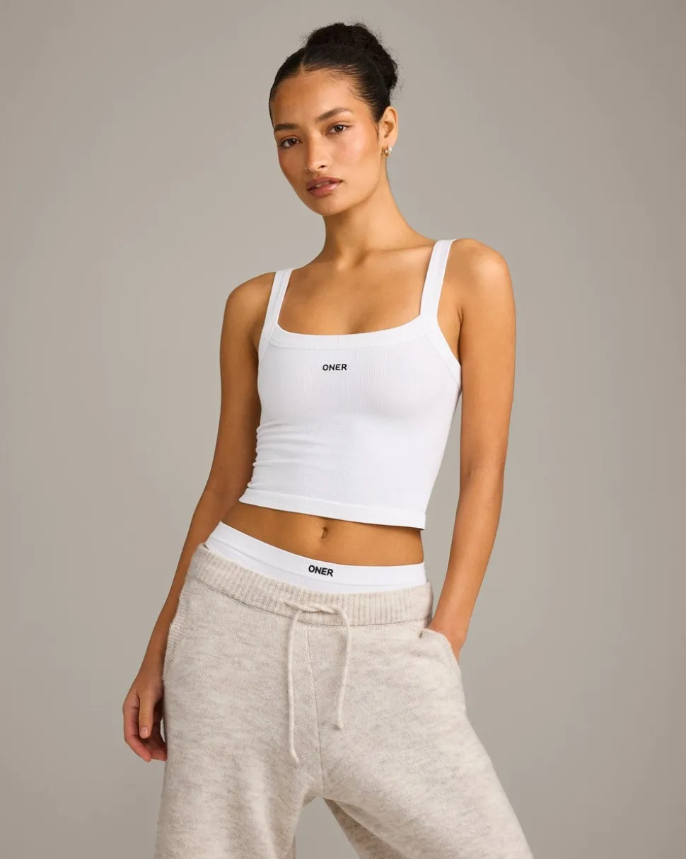 Seamless Scoop Neck Vest
