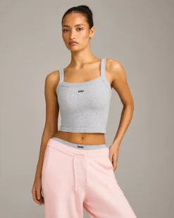 Seamless Scoop Neck Vest