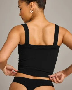 Seamless Scoop Neck Vest
