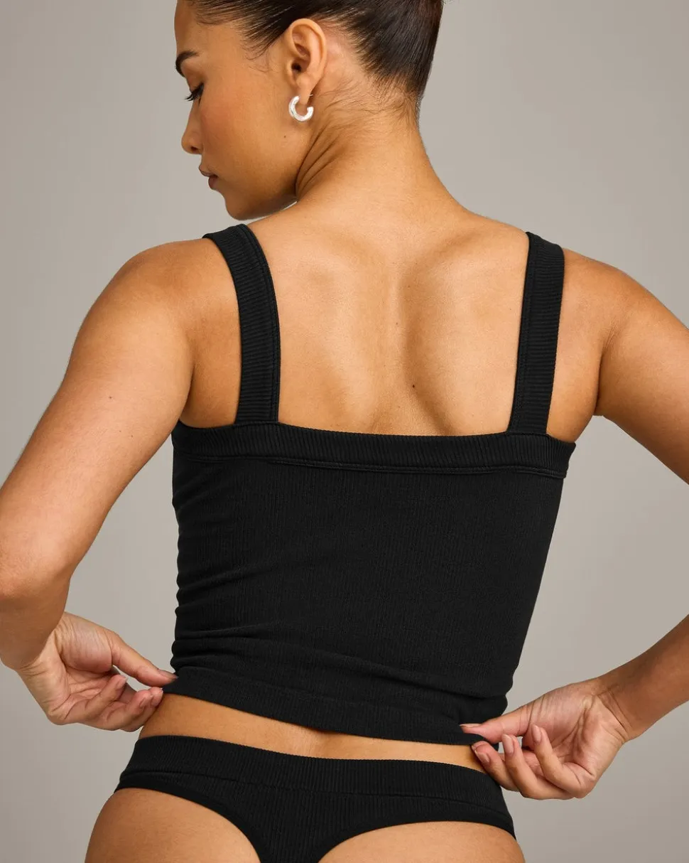 Seamless Scoop Neck Vest