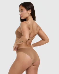 Silhouette Brief