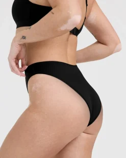 Silhouette Brief