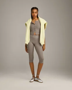 SoftMotion™ High Waisted Capri Leggings with Grey Logo