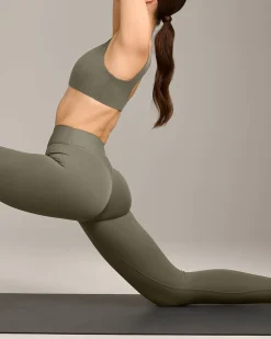 SoftMotion™ High Waisted Leggings with Grey Logo