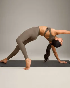 SoftMotion™ High Waisted Leggings with Grey Logo