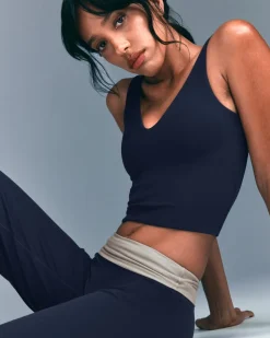 SoftMotion™ Scoop Neck Vest with Grey Logo