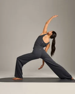 SoftMotion™ Scoop Neck Vest with Grey Logo