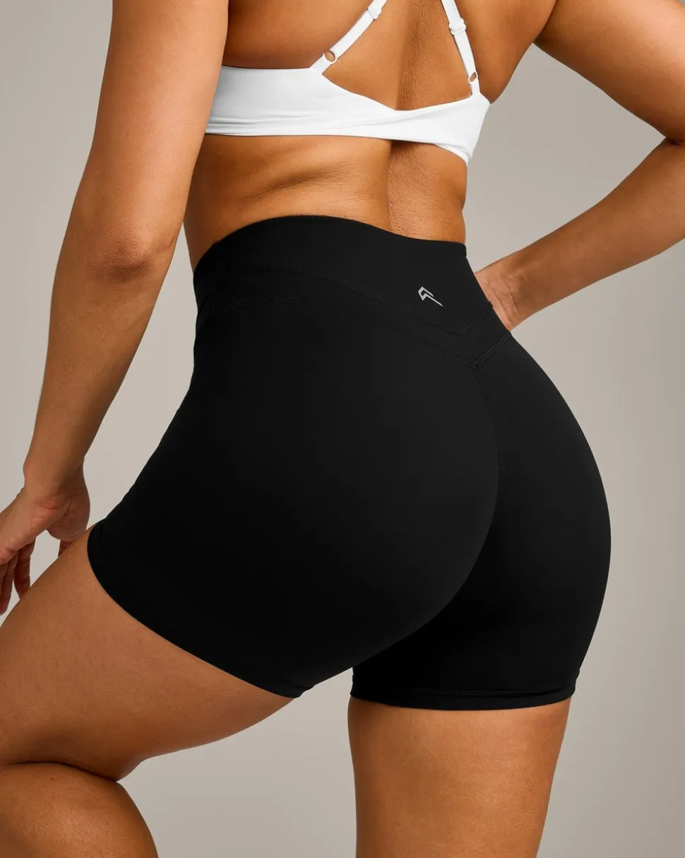 UnifiedMove™ High Waisted Shorts 6" with Reflective Logo