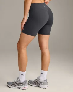 UnifiedMove™ V Front Mid Rise Shorts 6