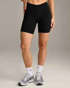 UnifiedMove™ V Front Mid Rise Shorts 6